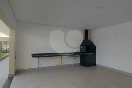 Apartamento à venda com 3 quartos, sendo 1 suíte, em Vila Barão, Sorocaba, SP