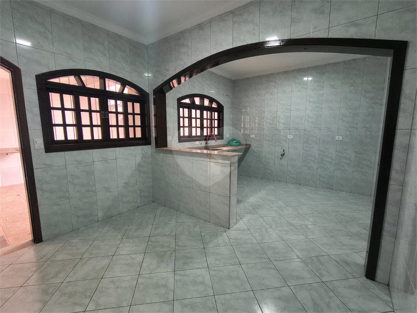 Sobrado à venda com 3 quartos, sendo 1 suíte, em Jardim D'abril, Osasco, SP
