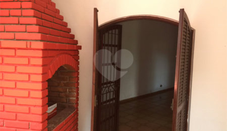 Sobrado à venda com 4 quartos, sendo 1 suíte,  em Santo Amaro, São Paulo, SP