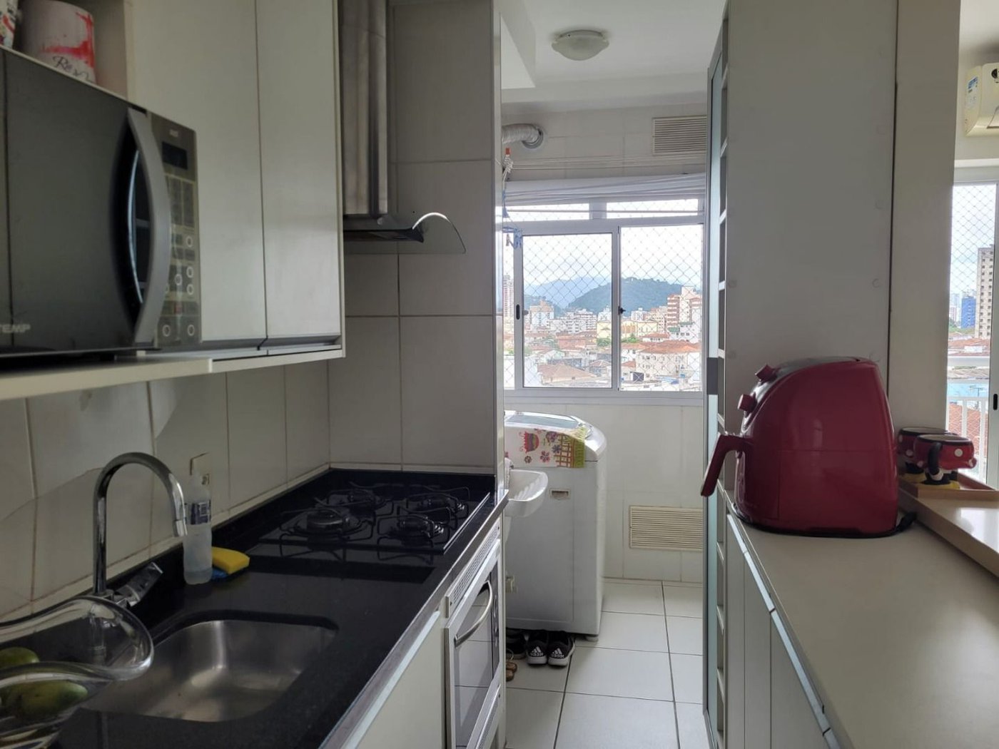 Apartamento com 2 dormitórios à venda, 64 m² por R$ 590.000,00 - Marapé - Santos/SP