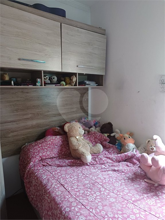Casa à venda com 3 quartos, sendo 1 suíte,  no condomínio Altos de Poa, Poá - SP