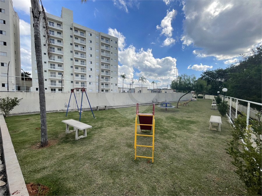 Apartamento à venda com 2 quartos em Vila Regina, Itapetininga, SP