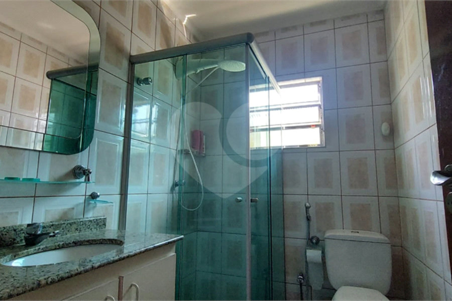 Sobrado à venda com 3 quartos, sendo 1 suíte, em Vila Sabrina, São Paulo, SP