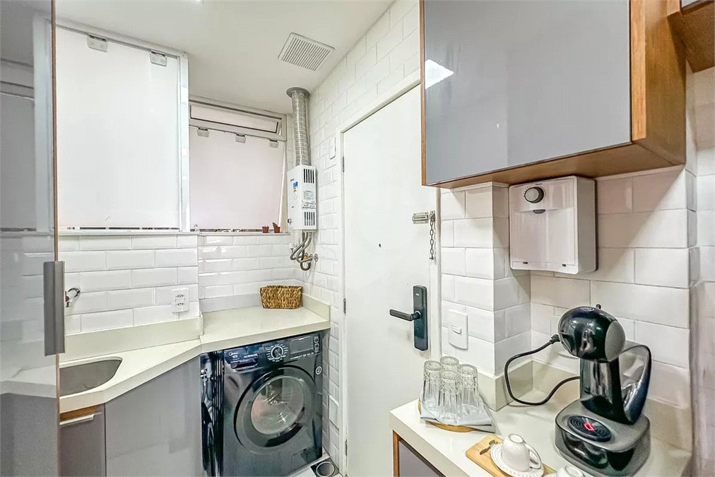 Apartamento à venda com 2 quartos no Centro, Rio de Janeiro, RJ