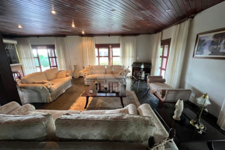 Casa à venda ou para alugar com 4 quartos, sendo 3 suítes, no condomínio Monte Belo, Salto - SP