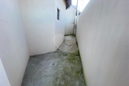 Casa à venda com 3 quartos, sendo 1 suíte,  em Vila Nova Cintra, Mogi das Cruzes, SP
