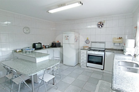 Casa à venda com 4 quartos, sendo 2 suítes,  em Nova Vinhedo, Vinhedo, SP