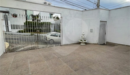 Casa à venda com 3 quartos, sendo 1 suíte,  em Vila Oliveira, Mogi das Cruzes, SP