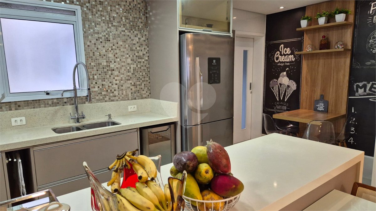 Apartamento à venda com 3 quartos, sendo 1 suíte,  em Jardim Arpoador, São Paulo, SP