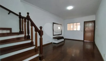 Sobrado à venda com 3 quartos, sendo 1 suíte,  em Jardim Ester, São Paulo, SP