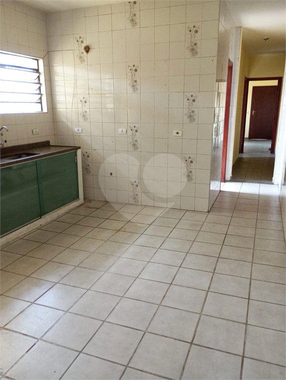 Casa à venda com 3 quartos, sendo 2 suítes, em Jardim Maria Duarte, São Paulo, SP