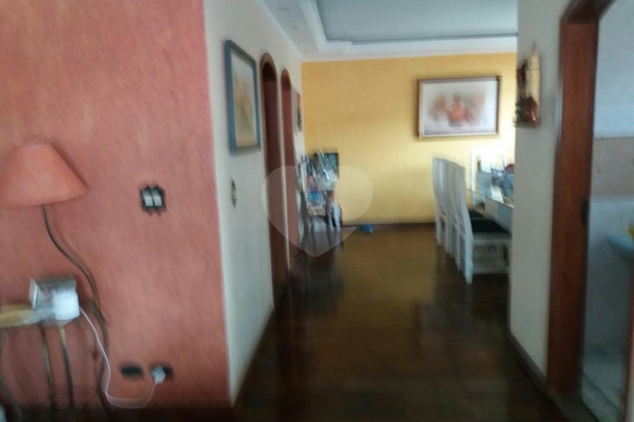 Sobrado à venda com 4 quartos, sendo 2 suítes, em Tremembé, São Paulo, SP