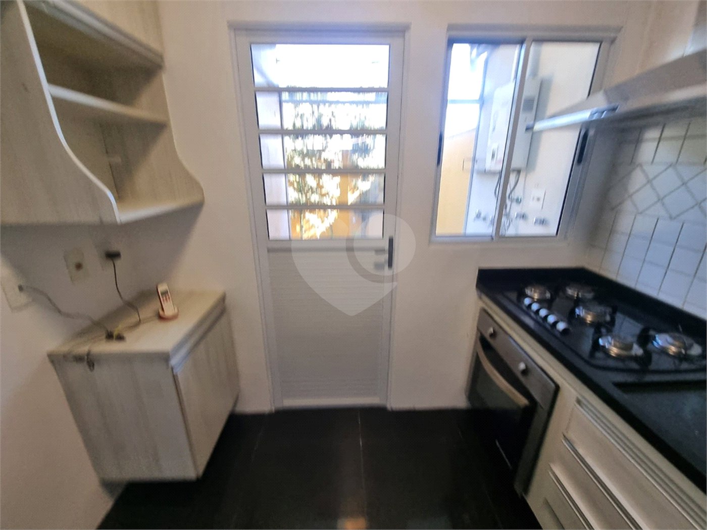 Sobrado à venda com 3 quartos, sendo 1 suíte,  em Jardim Belizário, Cotia, SP