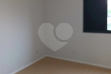 Apartamento à venda com 2 quartos no Centro, Suzano, SP