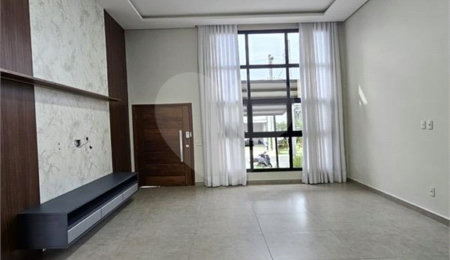 Casa à venda com 3 quartos, sendo 1 suíte,  no condomínio Mantova, Indaiatuba - SP