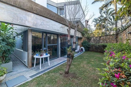 Casa à venda com 4 suítes em Jardim Vitória Régia, São Paulo, SP