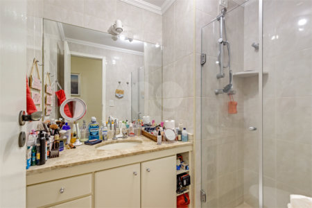 Apartamento à venda com 4 quartos, sendo 2 suítes, em Jardim Marajoara, São Paulo, SP