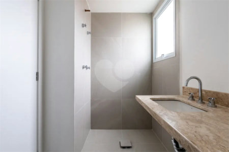 Apartamento à venda com 3 suítes em Jardim Dom Bosco, São Paulo, SP