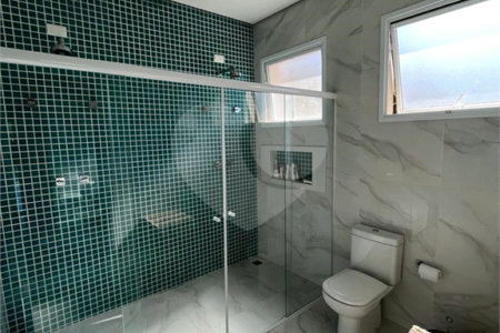 Casa à venda com 6 quartos, sendo 4 suítes,  no condomínio Estância Marambaia, Vinhedo - SP