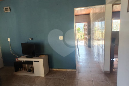 Chácara à venda com 3 quartos, sendo 1 suíte, no Centro, Nazaré Paulista, SP