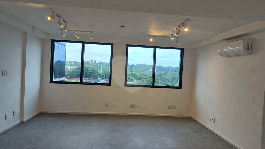 Sala à venda em Alto de Pinheiros, São Paulo, SP