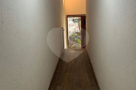 Sobrado à venda com 3 quartos, sendo 2 suítes, em Vila Correa, Ferraz de Vasconcelos, SP