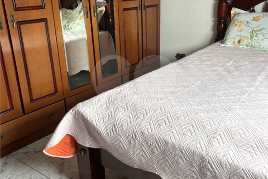 Sobrado à venda com 4 quartos em Tremembé, São Paulo, SP