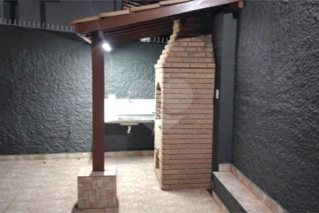 Sobrado à venda com 3 quartos, sendo 1 suíte, em Chora Menino, São Paulo, SP