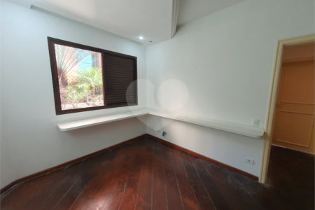 Apartamento à venda com 4 quartos, sendo 2 suítes, em Vila Gomes Cardim, São Paulo, SP