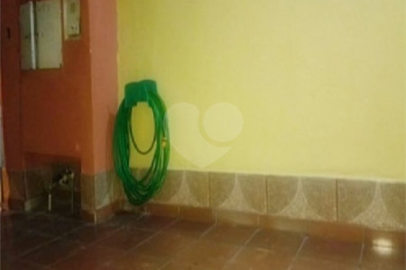 Sobrado à venda com 2 quartos em Jardim Maria Virginia, São Paulo, SP