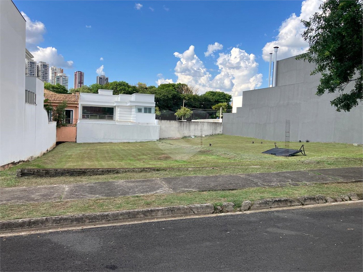 Terreno à venda no condomínio Sunset, Sorocaba - SP