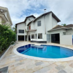 Casa à venda com 4 suítes no condomínio Reserva Colonial, Valinhos - SP