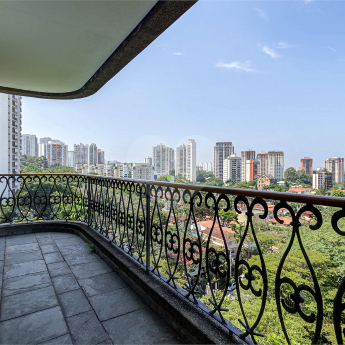 Apartamento à venda com 4 suítes em Alto da Boa Vista, São Paulo, SP