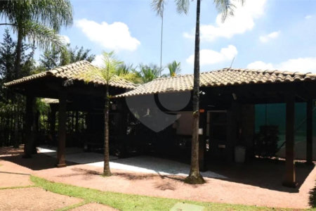 Cobertura à venda com 3 quartos, sendo 2 suítes,  em Paraíso do Morumbi, São Paulo, SP