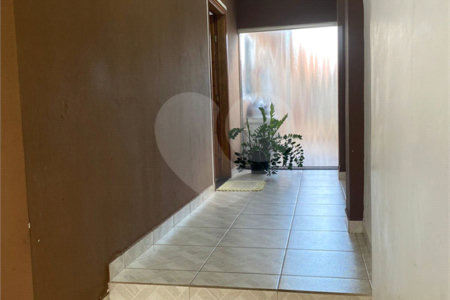 Casa à venda com 4 quartos, sendo 2 suítes,  em Vila Carolina, Itapetininga, SP