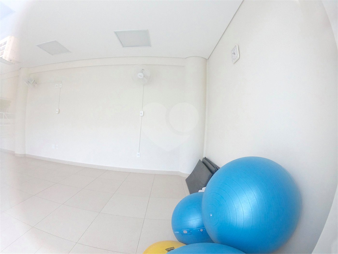Apartamento à venda com 2 suítes em Vila Todos Os Santos, Indaiatuba, SP