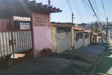 Casa à venda com 3 quartos em Vila Nova Cintra, Mogi das Cruzes, SP