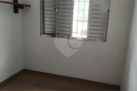 Sobrado à venda com 3 quartos em Jardim Odete, São Paulo, SP
