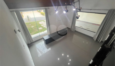 Sobrado à venda com 3 quartos, sendo 1 suíte,  em Cidade Parquelandia, Mogi das Cruzes, SP