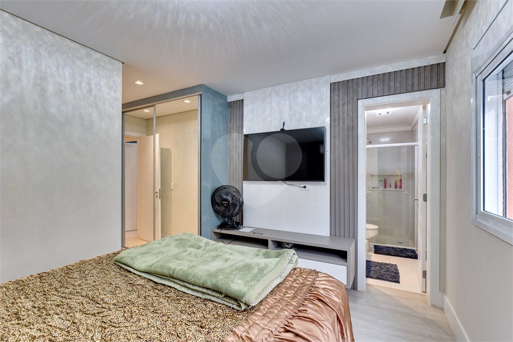 Apartamento à venda com 4 suítes em Vila Sofia, São Paulo, SP