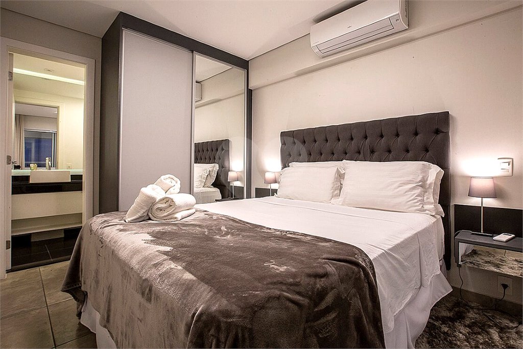 Apartamento à venda com 1 suíte em Pinheiros, São Paulo, SP