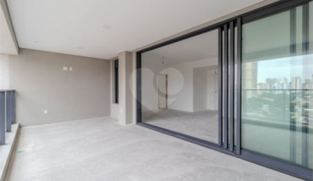 Apartamento à venda com 3 suítes em Brooklin, São Paulo, SP