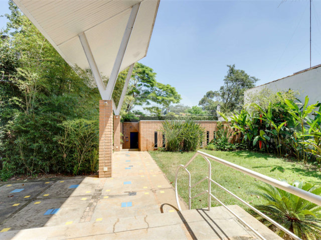 Casa Térrea à venda com 3 quartos, sendo 1 suíte,  em Granja Julieta, São Paulo, SP
