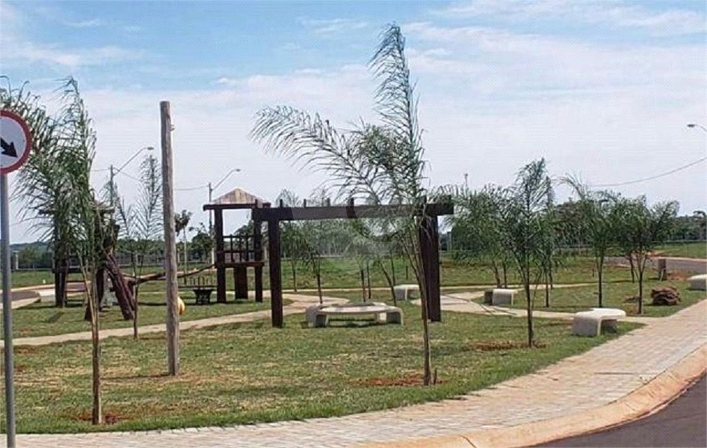 Terreno no Condomínio Residencial Vila Madalena.