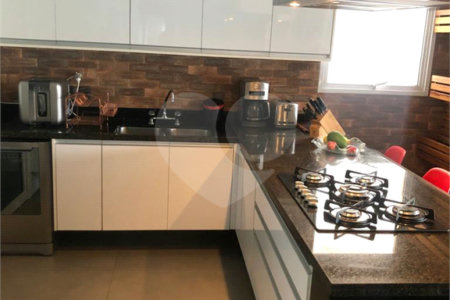 Condomínio Luzes da Mooca Apartamento 204 m² 4 suítes 4 vagas Condominio Clube.