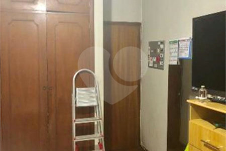 Sobrado à venda ou para alugar com 4 quartos, sendo 1 suíte, em Brooklin Paulista, São Paulo, SP