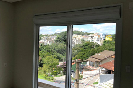 Casa à venda no condomínio Aruã, Mogi das Cruzes - SP