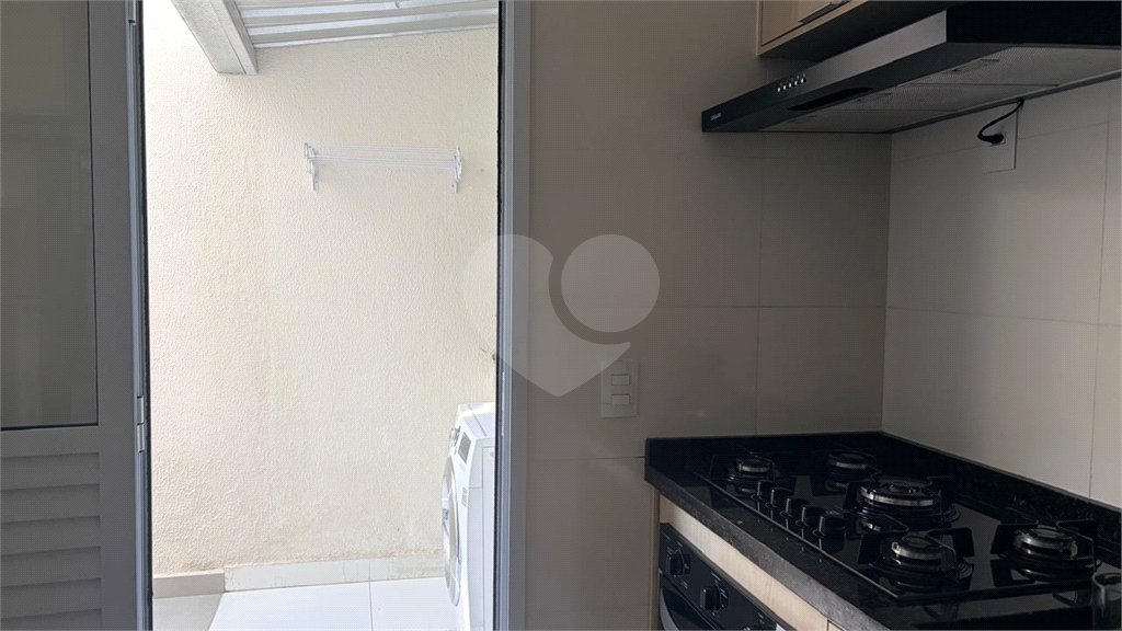 Casa à venda com 3 quartos, sendo 1 suíte, no condomínio Residencial Américo de Figueiredo, Sorocaba - SP