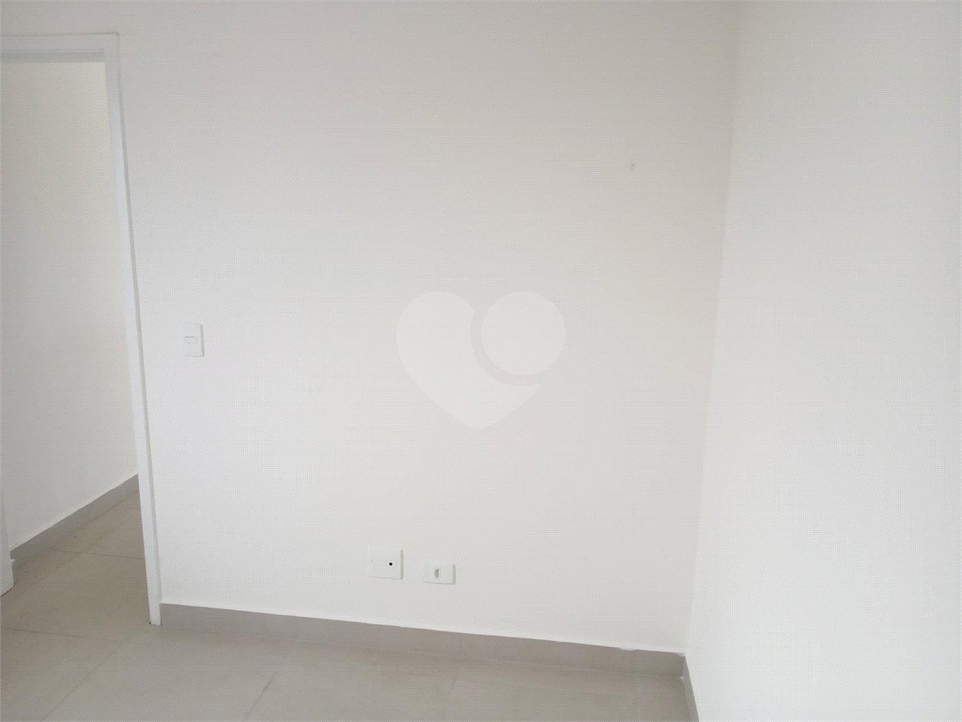 Apartamento à venda com 1 quarto em Vila dos Remédios, São Paulo, SP
