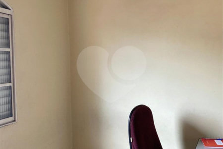 Sobrado à venda com 3 quartos, sendo 1 suíte, em Vila Augusta, Guarulhos, SP
